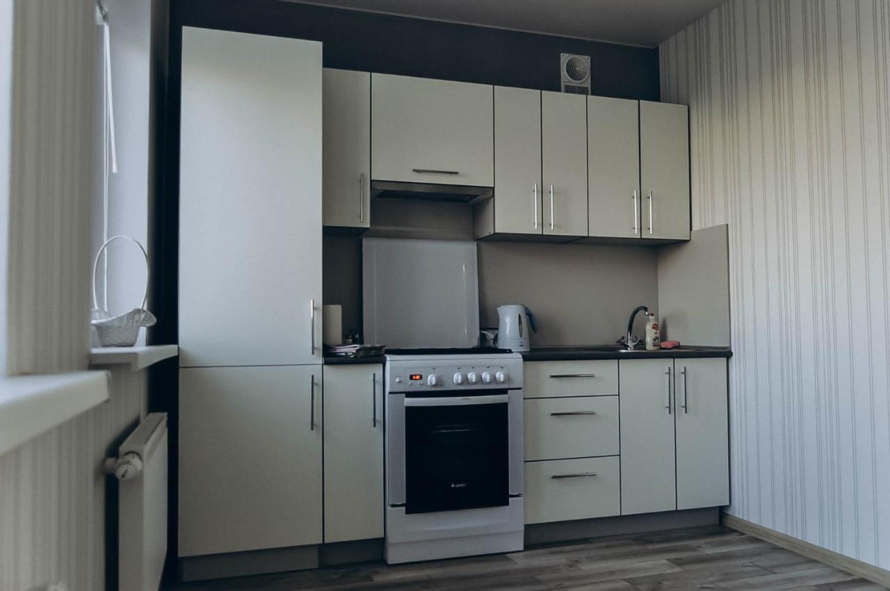 Apartment Pinsk Esterno foto