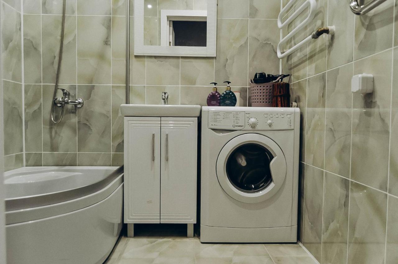 Apartment Pinsk Esterno foto
